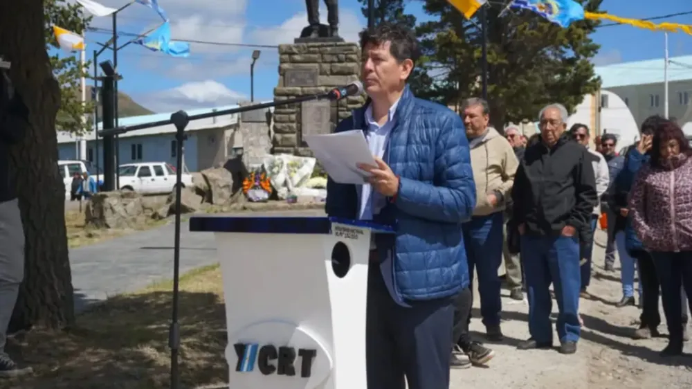 WhatsApp Image 2025-12-01 at 17.32.33