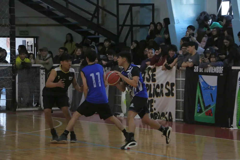 549893428_1216016993894335_3015916312702854227_n