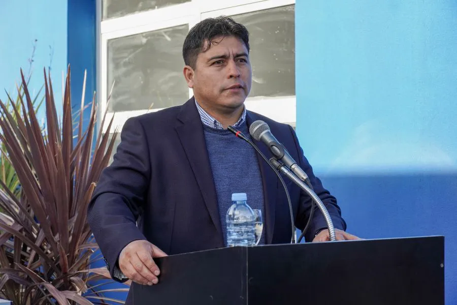 d2a8ab239a96d6d9f5d25ea781cee6e7_XL