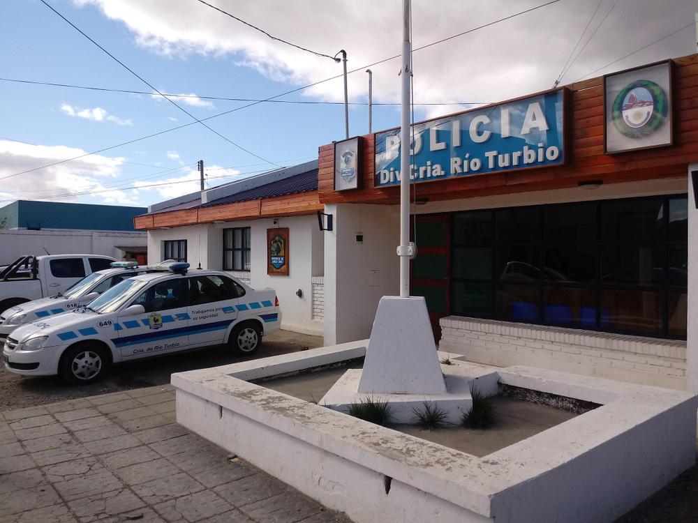 POLICIA