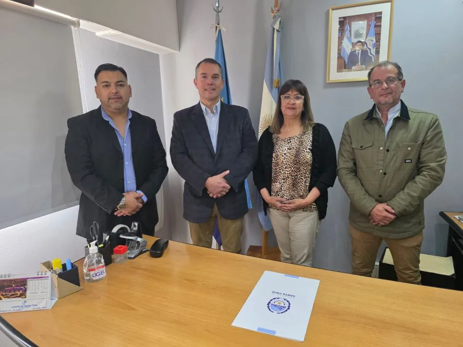 7e632d2af252b6b0b850ae88613e3f4d_XL